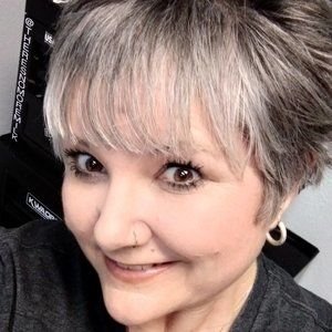 Meet your Posher, Sandi